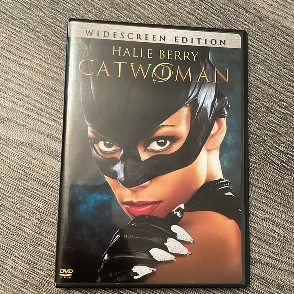 Catwoman DVD / BUNDLE AND SAVE ON MOVIES